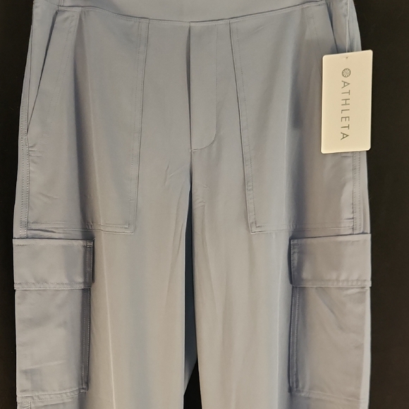 Athleta 2 Piece Set: Salutation Crop Jacket and Brooklyn Heights Cargo Pant - Picture 9 of 16